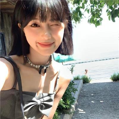 春山如黛草如烟